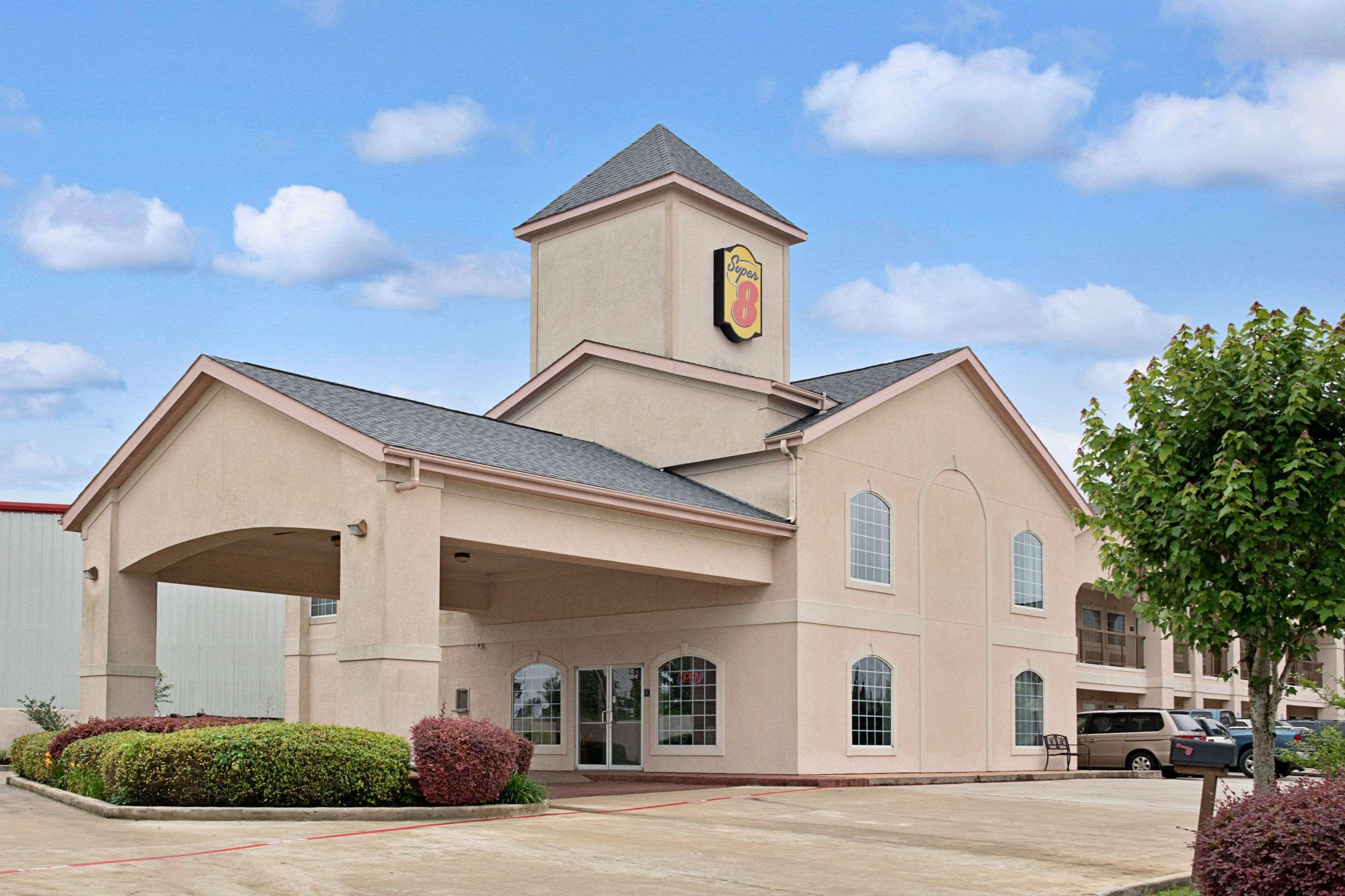 Super 8 By Wyndham Montgomery/ Lake Conroe Motel Exterior photo